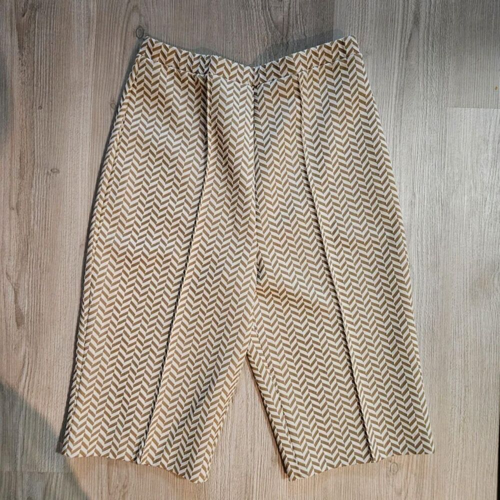 Vintage 1960s Capris With Zig Zag Design